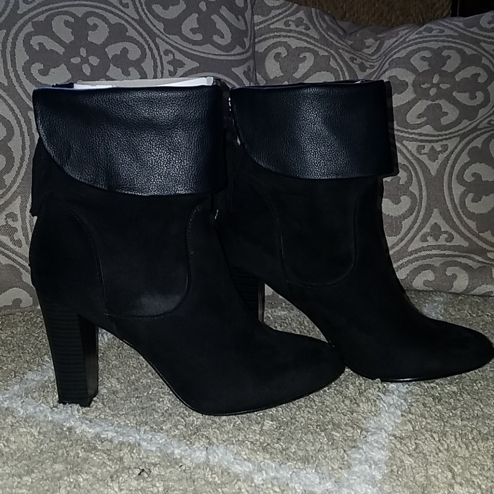 KAARI blue Booties